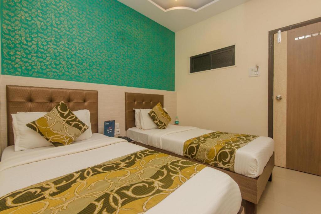 Hotel Golden Park Near Nesco Mumbai Ngoại thất bức ảnh
